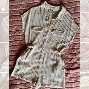 Vintage Havana Button down textured romper with adjustable buttons at waist